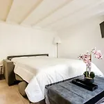 Juan-Les-Pins Studio Avec Mezzanine Proche Plages