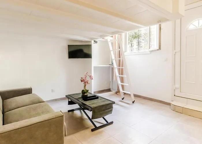 Juan-Les-Pins Studio Avec Mezzanine Proche Plages